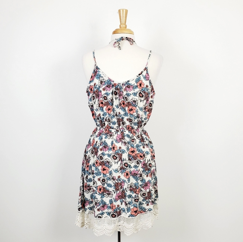 Wild Daisy Sleeveless Floral Sundress‎ Womens Size L Crochet Hem Elastic Waist - Picture 3 of 12